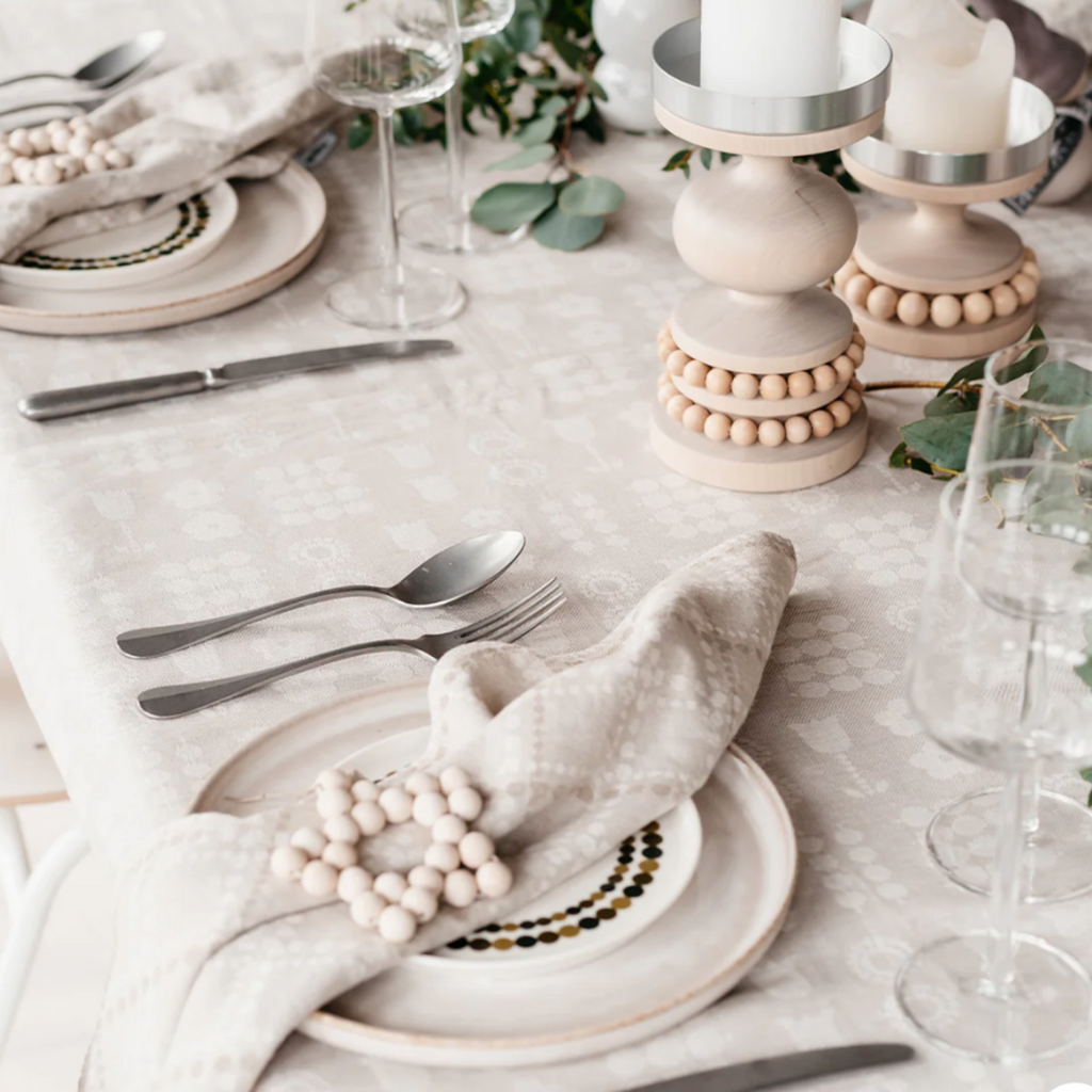 Aarikka HELMI linen tablecloth table setting