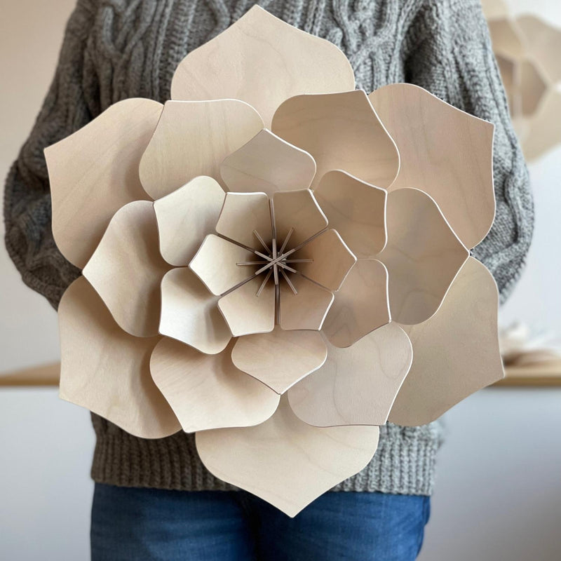 Lovi DECOR FLOWER in extra large in natural wood